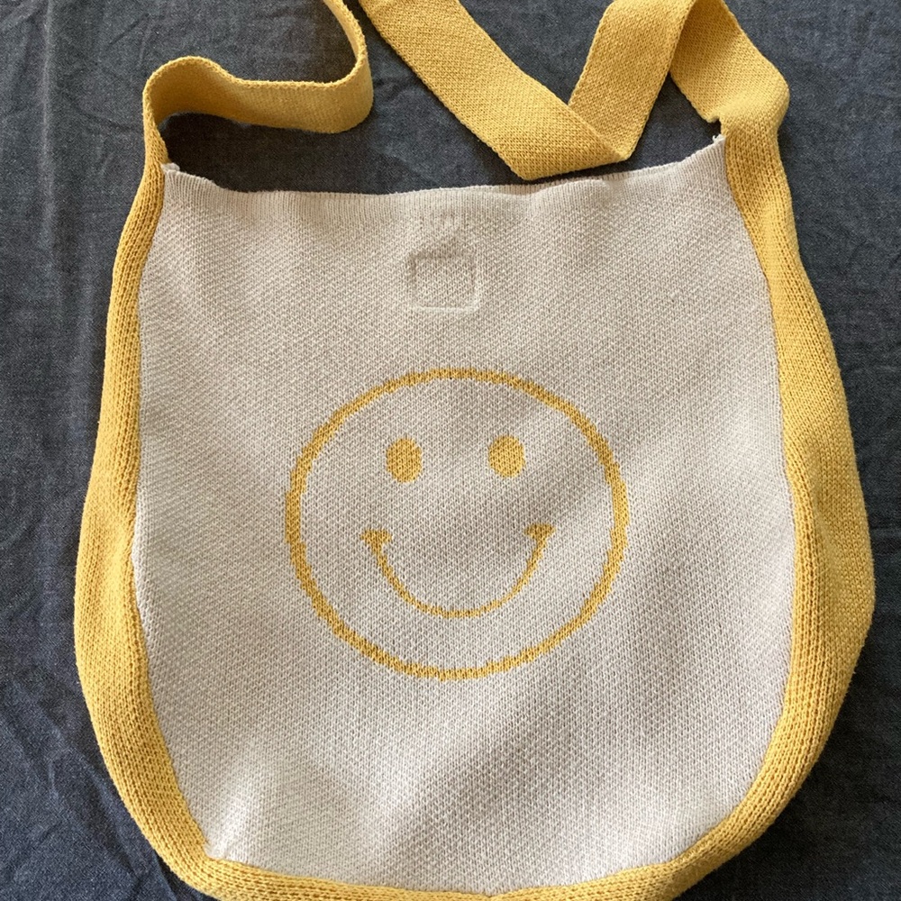 YLLW Smiley Face Knit Crossbody Tote Bag in Yellow and White